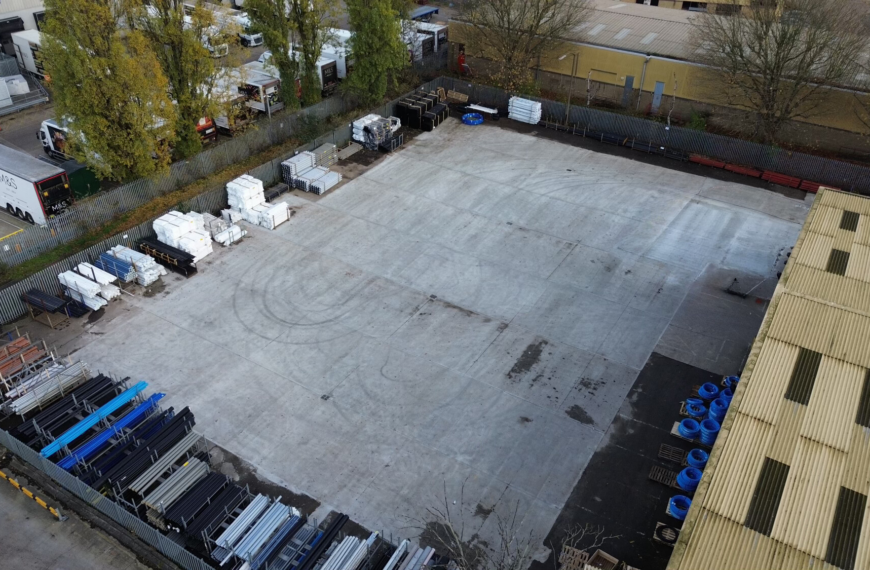 Yard concreting London