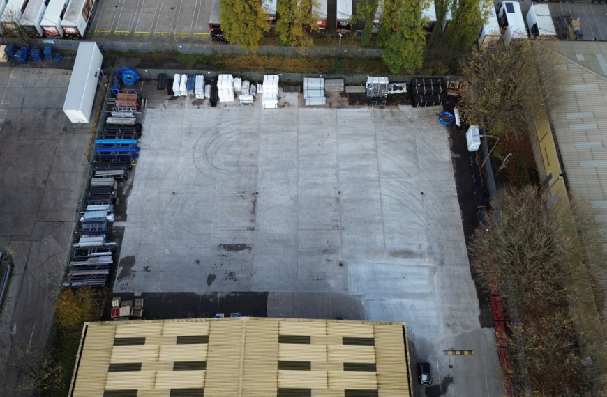 Yard concreting London