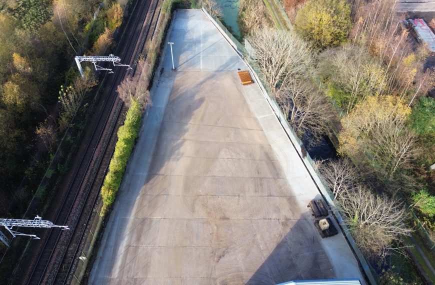 Yard concreting Manchester - Builders Merchants